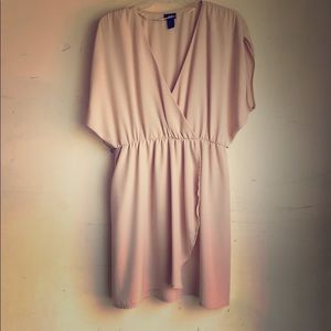 H & M light pink dress